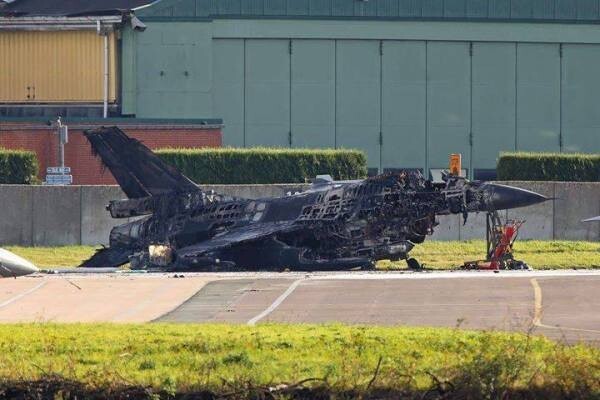Бельгийский техник случайным выстрелом из авиапушки уничтожил F-16 на земле