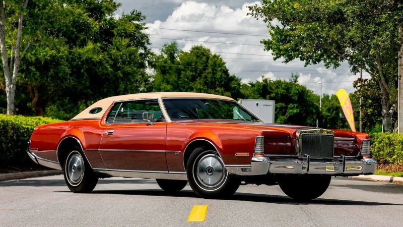 Американский красавец: Lincoln Continental Mark IV 1973 года