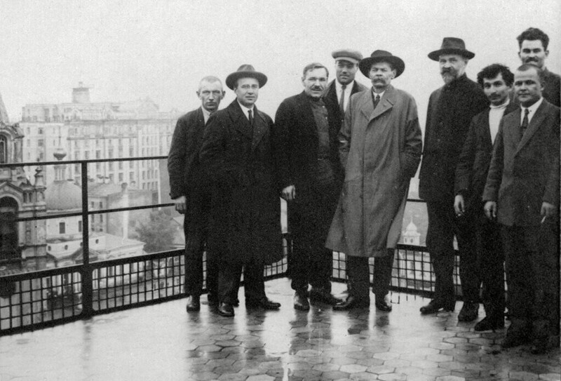 Жуков, Гагарин, Фурцева, Доронина и другие известные люди на снимках из «Известий»
