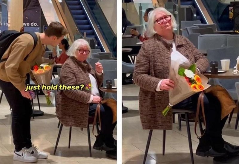 Душевный момент: совершенно незнакомый парень подарил пожилой женщине букет цветов