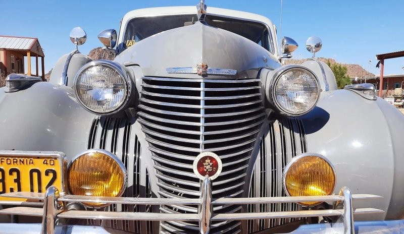 Взгляд назад: Cadillac Sixty Special Sedan 1940 года