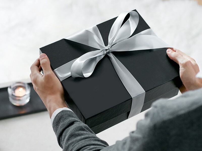 Для тех, у кого нет идей: 10 подарков, которые понравятся каждому