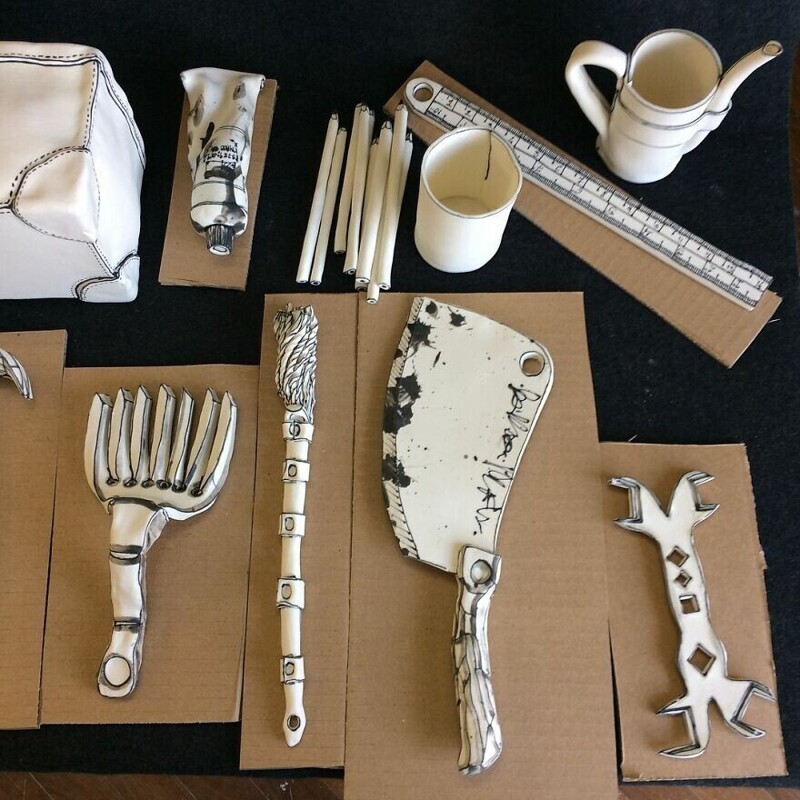 Художница мастерит креативные шедевры из керамики
