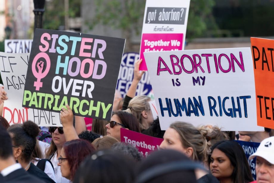 Креативное решение: вблизи США могут появиться плавучие центры абортов