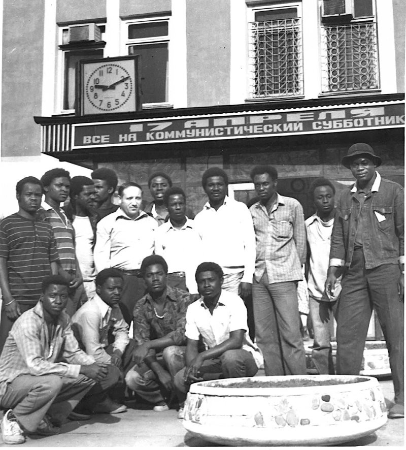 Студенты ЗВТ после коммунистического субботника Армавир 1982 г.