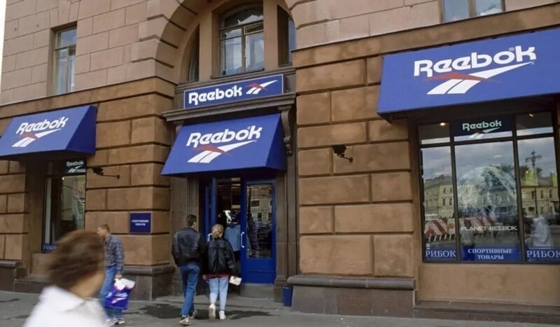 Фирменный магазин «Reebok» в Москве, 1993 год