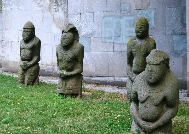 Скифские бабы: кого на самом деле изображали на статуях