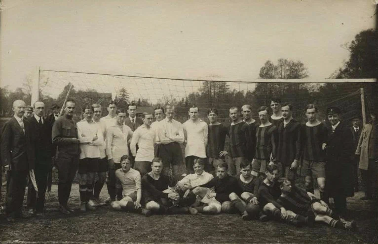 Хроники русского футбола первой половины XX века в фотографиях