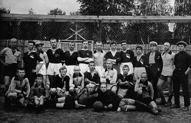 Хроники русского футбола первой половины XX века в фотографиях