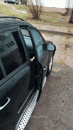 Гифки с автомобилями и мотоциклами Гифки с автомобилями и мотоциклами