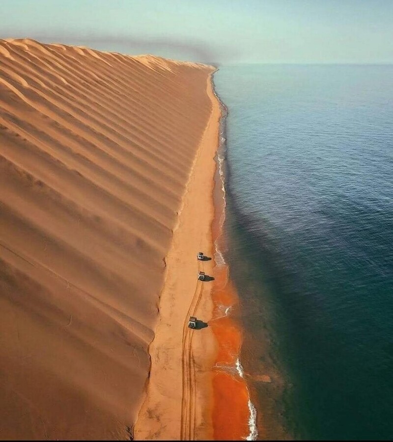 Намибия: место, где пустыня встречается с океаном