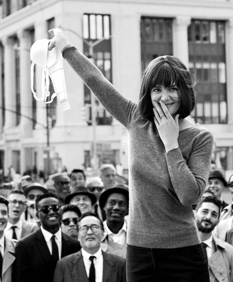 11. Девушка протестует против ношения бюстгальтеров, Сан–Франциско, 1 августа 1969 года