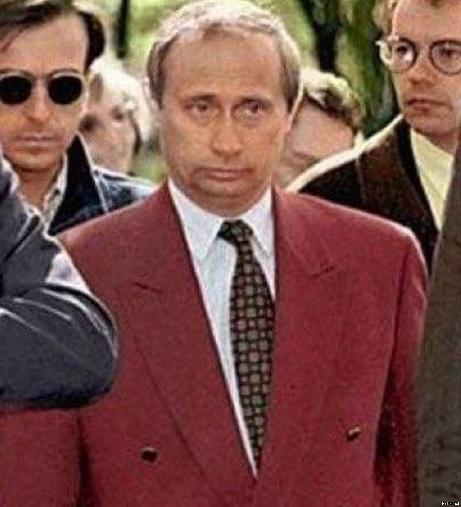 Путин с Собчаком в малиновом пиджаке