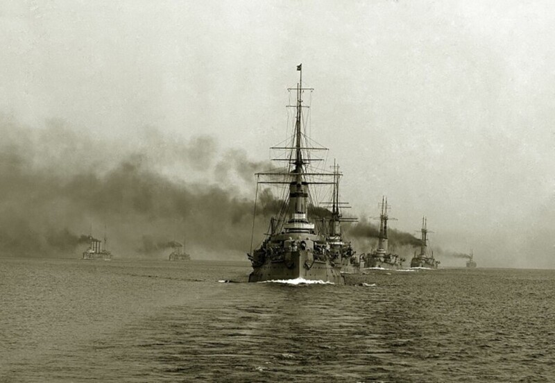Балтийский флот в море весной 1915 год на маневрах.