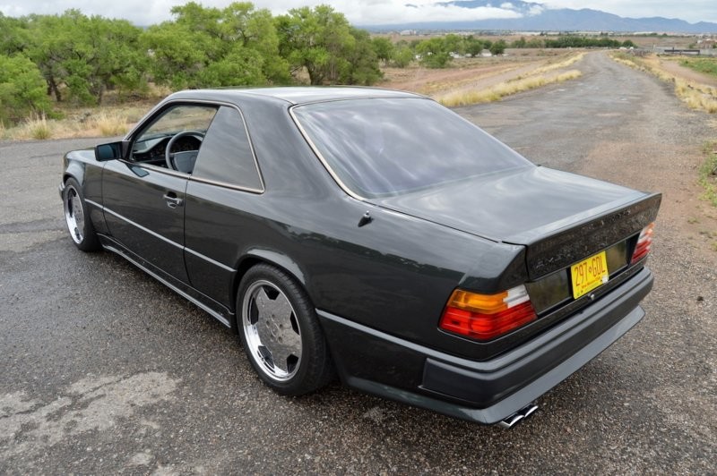 Супер-редкий Mercedes-Benz 6.0 AMG Hammer Coupe 1988 года выставлен на аукцион
