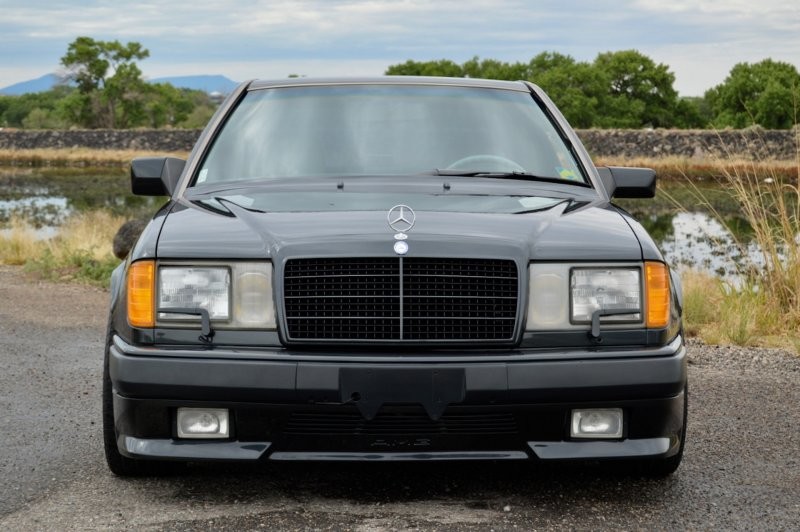 Супер-редкий Mercedes-Benz 6.0 AMG Hammer Coupe 1988 года выставлен на аукцион