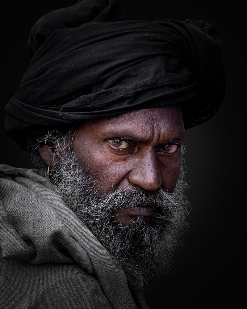 Пилигрим из серии "Лица Индии". Фотограф Carol Foote, Австралия