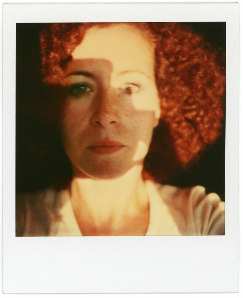 Автопортрет на Polaroid SX70. Фотограф J. K. Lavin, США