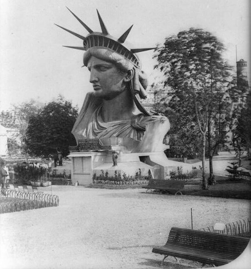 Голова Статуи свободы на Всемирной выставке в Париже в 1878 году