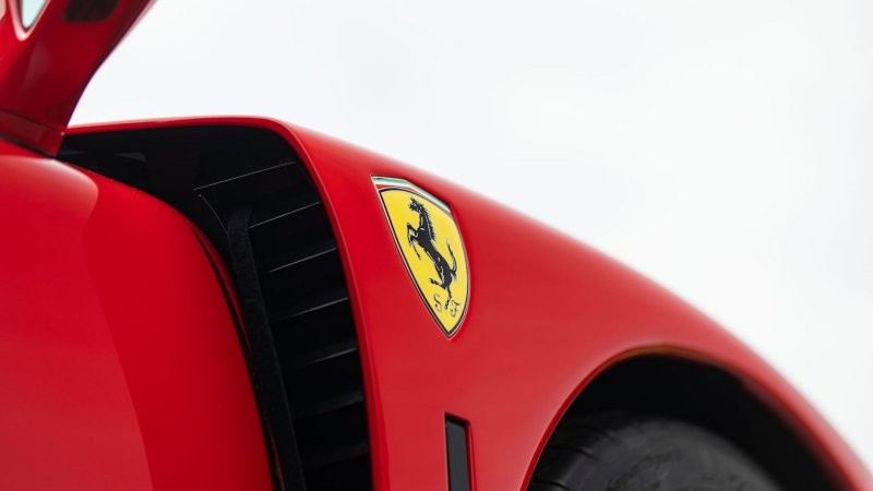 Ferrari F40: идеальный экземпляр с пробегом 25 000 километров будет продан с аукциона