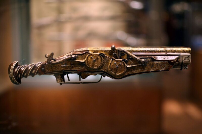2. Пистолет с колесцовым замком, принадлежавший императору Карла V