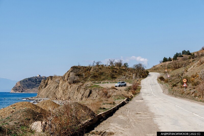Как сейчас выглядят места съёмок фильма "3+2" в Крыму? Фотосравнение спустя 60 лет