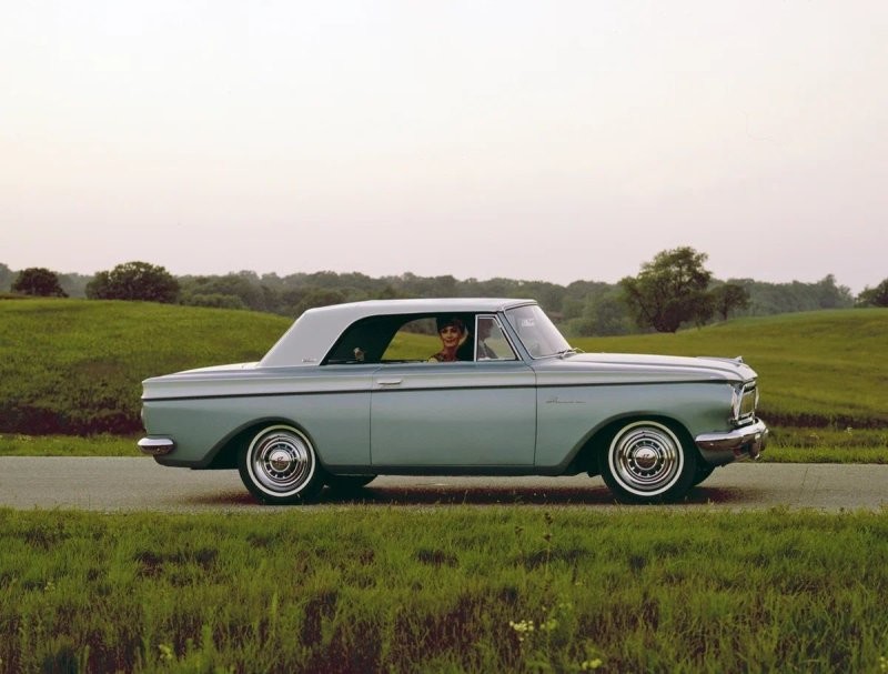 Невероятные «фишки» американских автомобилей 60-х