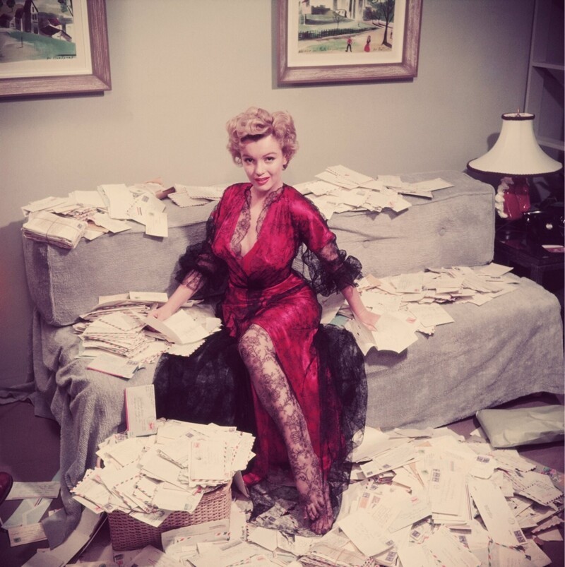 Мэрилин Монро и письма от ее поклонников, 1952 год