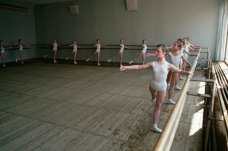 На занятии Московского академического хореографического училища, 1975 год
