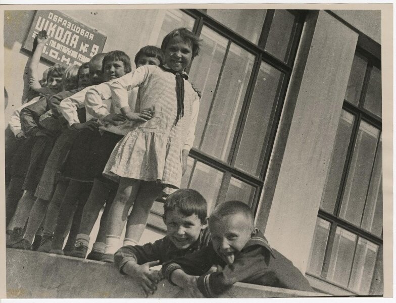 Ученики образцовой школы им. Урицкого, 1930-е годы