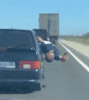 Пятничная подборка гифок с автомобилями и мотоциклами