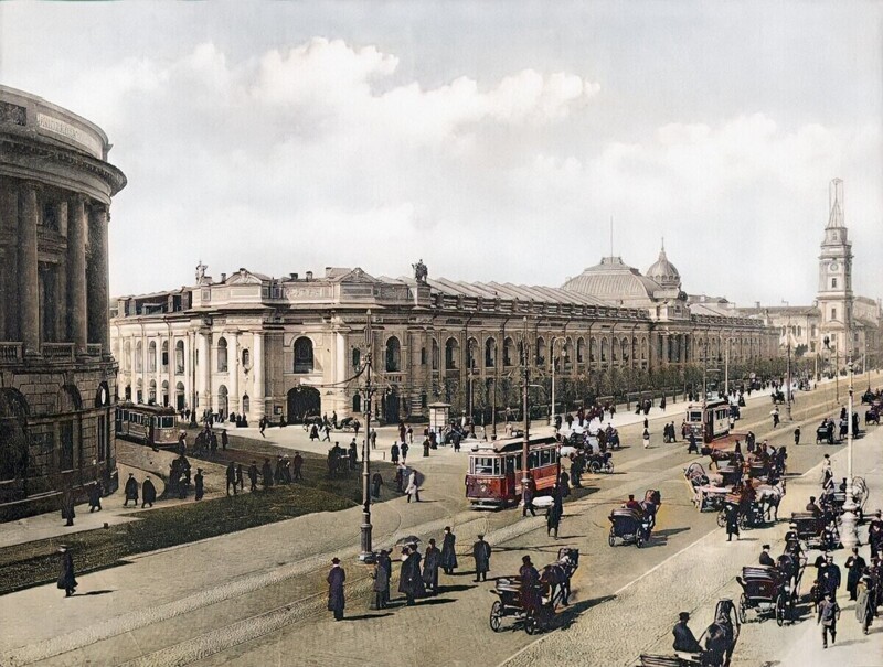 Невский проспект у Гостиного двора, 1908 год.