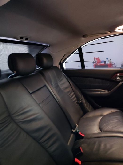 Походивший по рукам 20-летний Mercedes-Benz S-Class Дэвида Бекхэма выставлен на продажу