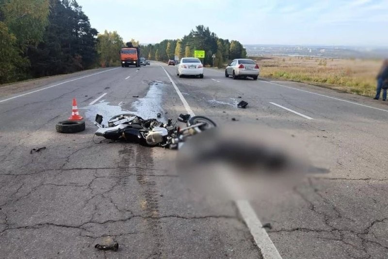 Авария дня. Мотоциклист погиб в ДТП на трассе под Иркутском