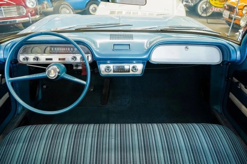 Chevrolet Corvair Lakewood 700: скандальный неформал 60-х