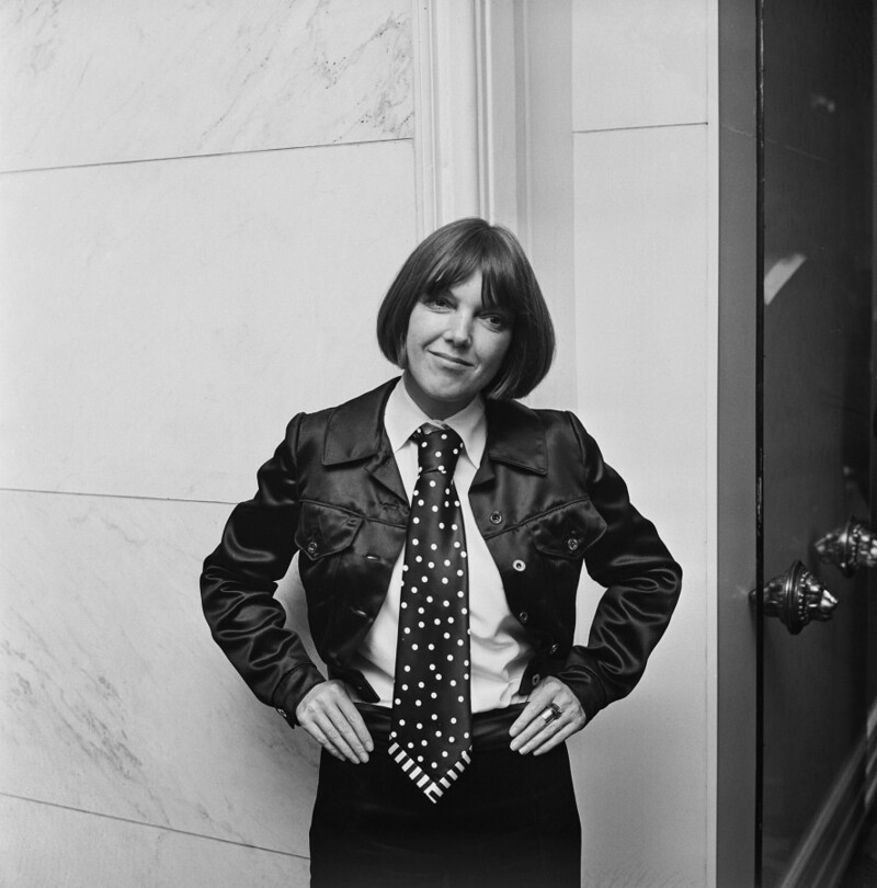 12 сентября 1972 года. Британский модельер Мэри Куант на презентации своей коллекции галстуков. Отель Savoy, Лондон.