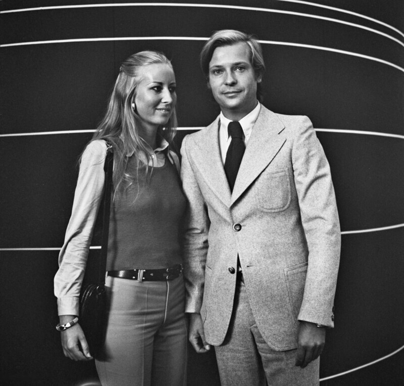 26 сентября 1972 года. Немецкий актер и режиссер Герд Хайнц с подругой.