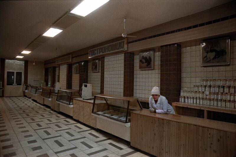 Пустые магазины Москвы, 1991 год.