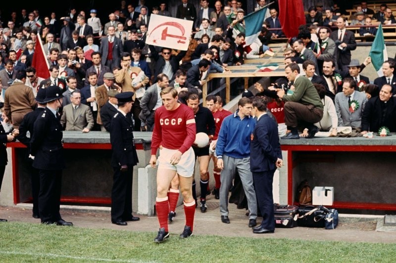 Капитан сборной Альберт Шестернёв Чемпионат мира 1966 г.