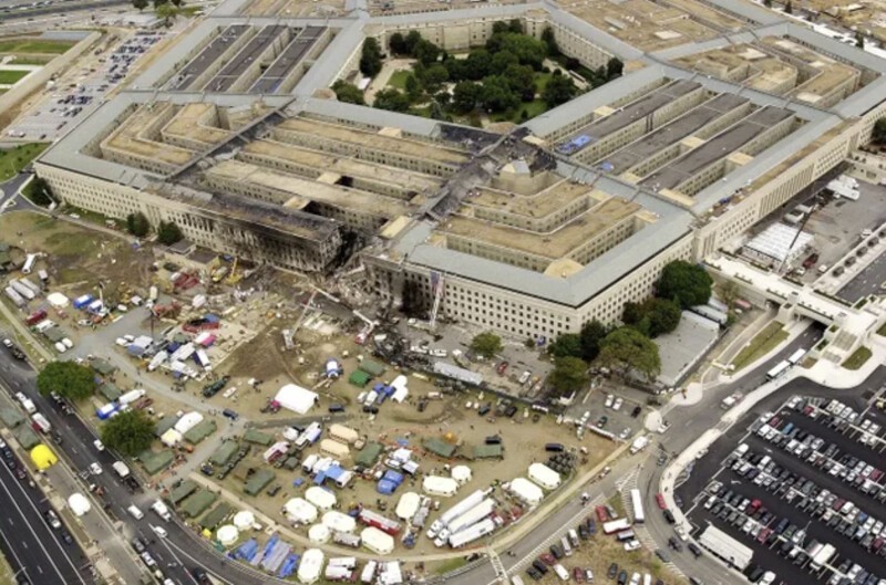 Пентагон через несколько дней после 11 сентября 2001 г.