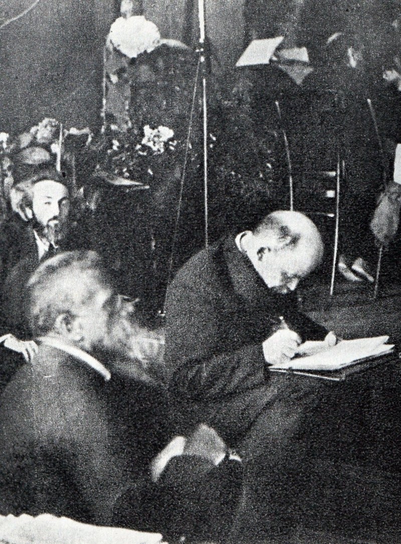 Ленин правит текст. Третий конгресс Коммунистического интернационала 1921 г.
