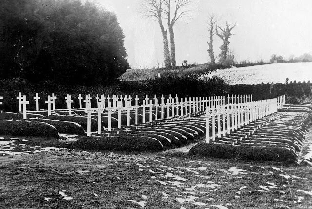 Могилы американских солдат, умерших от гриппа, в Девоне, Англия, 8 марта 1919 года