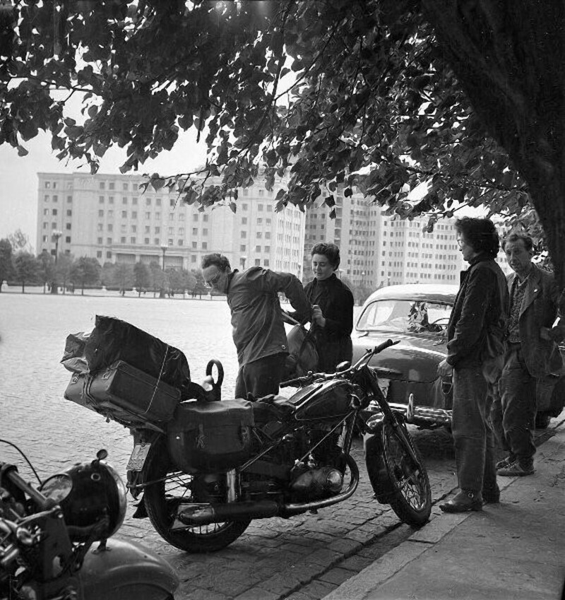 Ленинградские авто – и мототуристы в Харькове