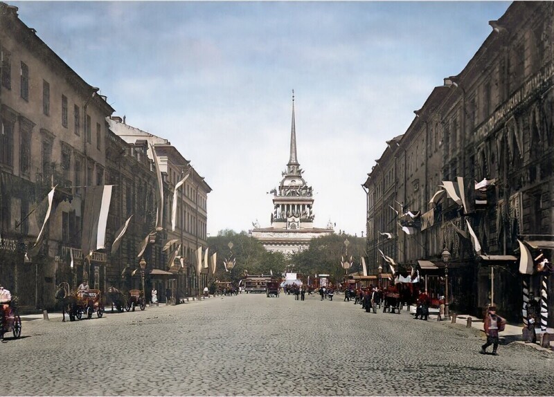 Украшение Гороховой улицы и Адмиралтейства по поводу коронации Николая II.