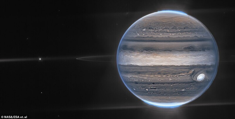 Космический аппарат «Юнона» прислал детальные изображения облаков над Юпитером