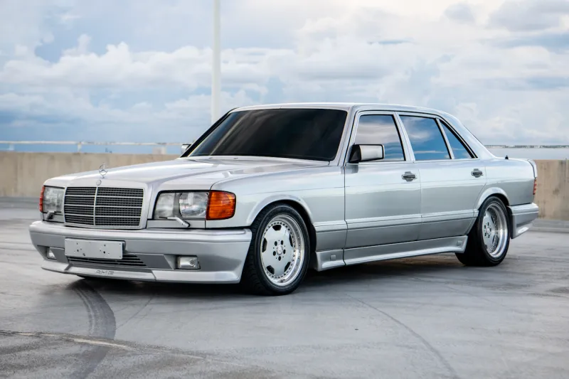 Дедушка современного S63: потрясающий Mercedes-Benz 560SEL 6.0 AMG из Аффальтербаха