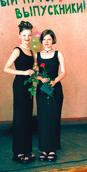 Екатерина Вилкова (слева)