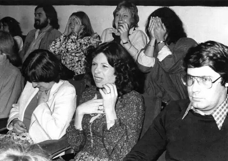 Реакция тестируемой аудитории на сцену из кинофильма "Чужой", когда чудовище вылезает из грудной клетки, 1979 год
