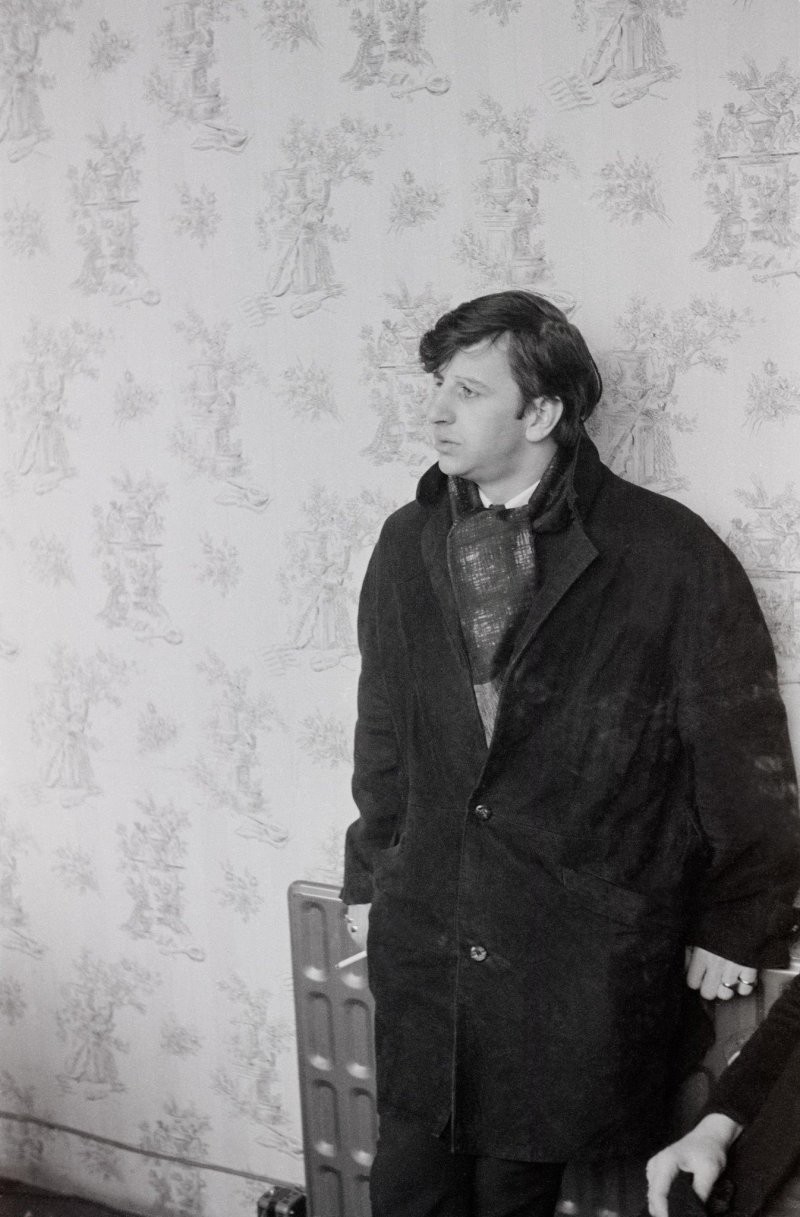 Ринго Старр в офисе продюсера Эпштейна 1 февраля 1963 г.