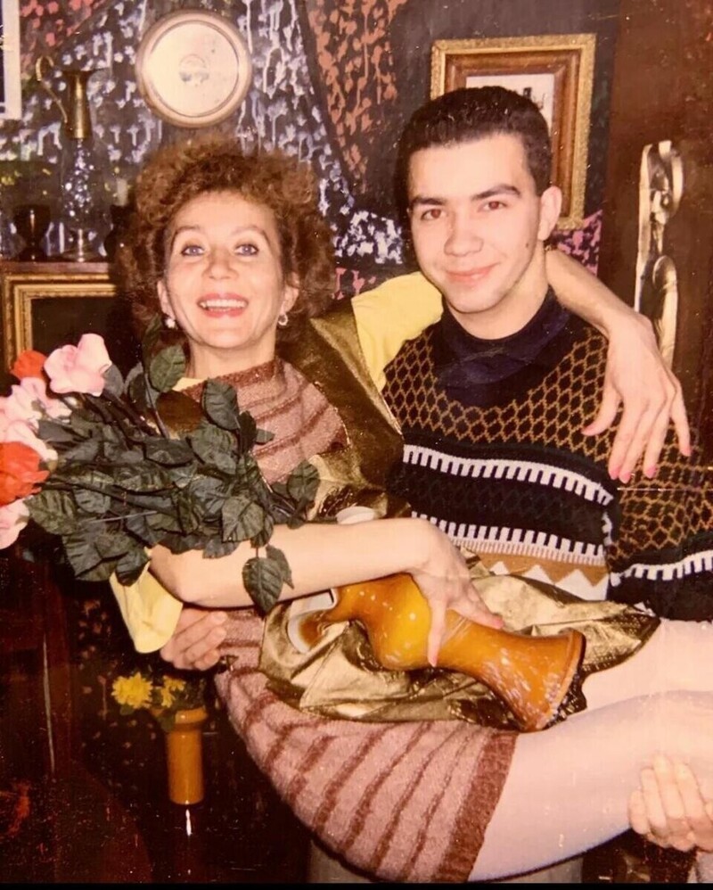 Денис Клявер со своей мамой Ириной Викторовной. 
